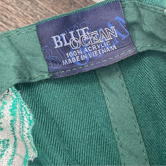 Green Fishing Cap with Embroidered Fish Design Redfish.Pre-owned. Printed hat - Picture 8 of 9